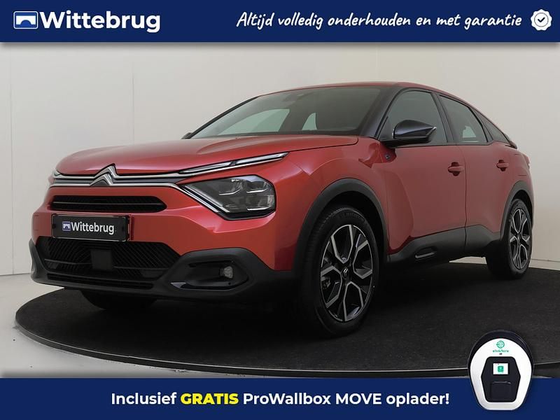 Rood Gebruikt 2024 Citroën e-C4 Feel SUV | € 22.925 (Iets duurder) - Afbeelding 1/3