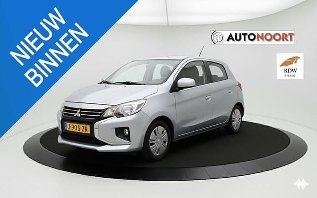 Grijs Gebruikt 2020 Mitsubishi Space Star Hatchback | € 8.250 (Eerlijke prijs) - Afbeelding 1/4