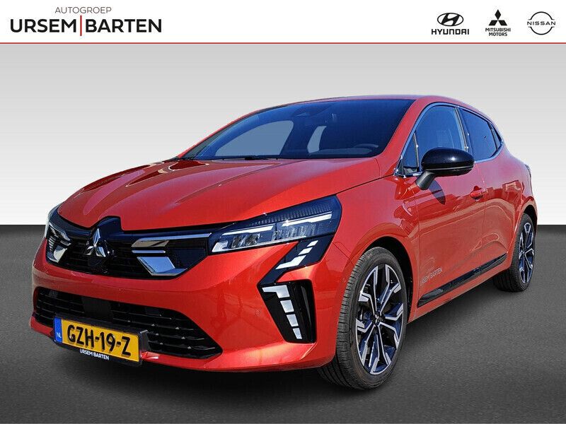 Rood Gebruikt 2025 Mitsubishi Colt Instyle Hatchback | € 29.930 - Afbeelding 1/4