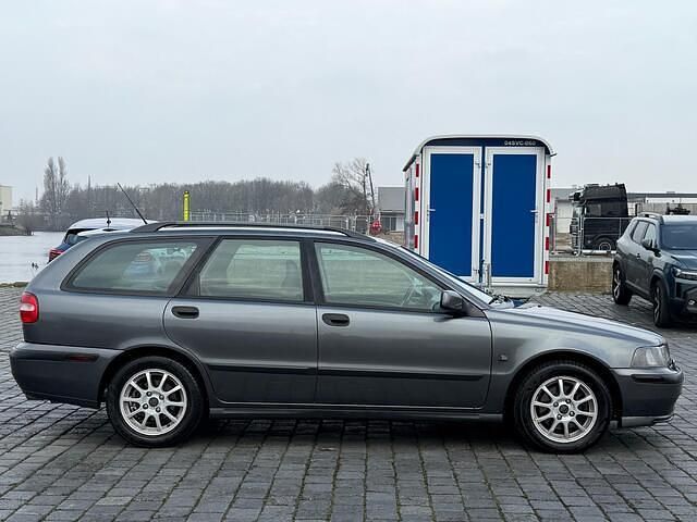Occasion Volvo V40 136 PK (100 kW) 2003 Grijs (metallic) Stationwagen