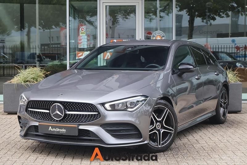 Grijs Gebruikt 2020 Mercedes CLA180 Shooting Brake AMG line Stationwagen | € 26.900 (Eerlijke prijs) - Afbeelding 1/4