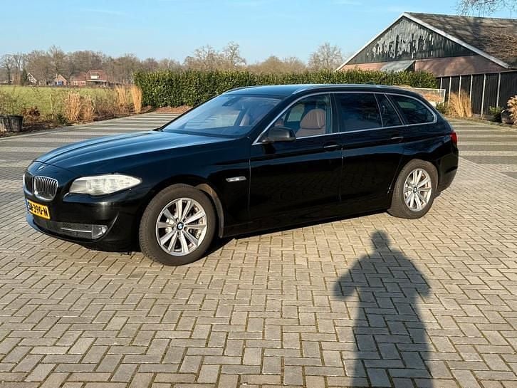 Occasion 2012 BMW 530 Stationwagen | € 10.850 (Eerlijke prijs) - Afbeelding 1/4
