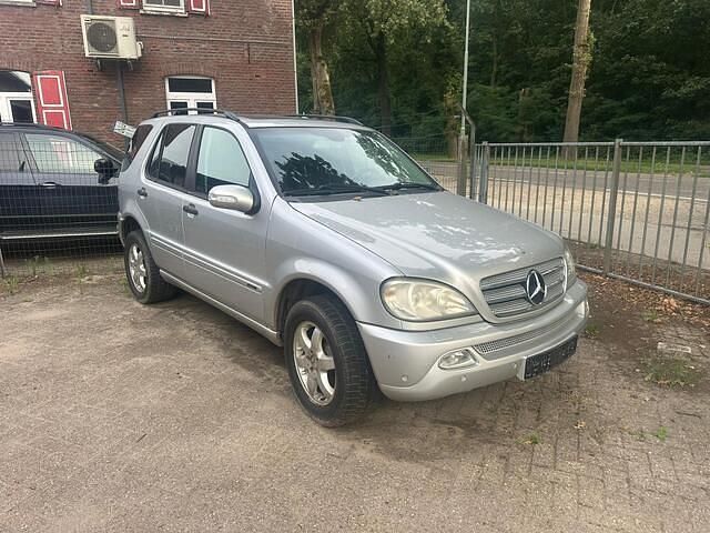 Occasion Mercedes ML270 163 PK (119 kW) 2004 Grijs SUV