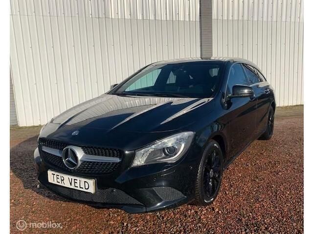 Zwart Gebruikt 2015 Mercedes CLA180 Shooting Brake Ambition Stationwagen | € 17.990 (Eerlijke prijs) - Afbeelding 1/4