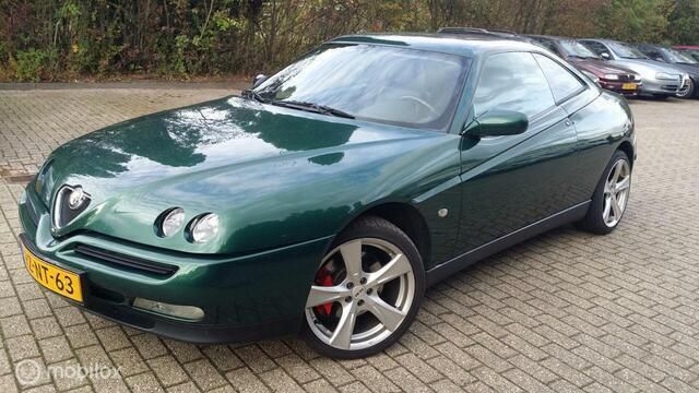 Groen Gebruikt 1997 Alfa Romeo GTV Coupé | € 5.875 - Afbeelding 1/4