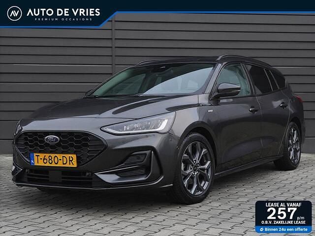 Grijs Gebruikt 2023 Ford Focus ST-Line Stationwagen | € 15.850 (Eerlijke prijs) - Afbeelding 1/4