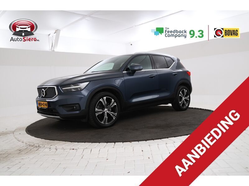 Blauw, metallic lak Gebruikt 2021 Volvo XC40 Inscription SUV | € 27.999 (Iets duurder) - Afbeelding 1/4