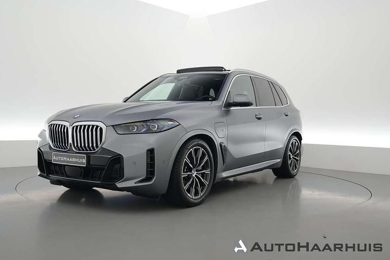 Grijs Gebruikt 2024 BMW X5 M Sport SUV | € 97.500 (Eerlijke prijs) - Afbeelding 1/3