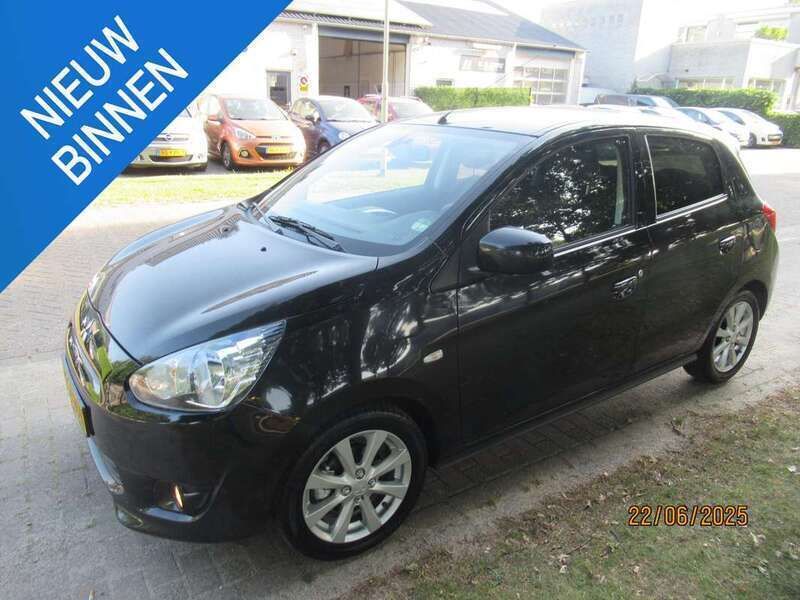Zwart Gebruikt 2014 Mitsubishi Space Star Intense+ Hatchback | € 4.900 (Eerlijke prijs) - Afbeelding 1/4