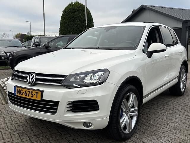 Wit Gebruikt 2011 VW Touareg Highline SUV | € 12.950 (Eerlijke prijs) - Afbeelding 1/4