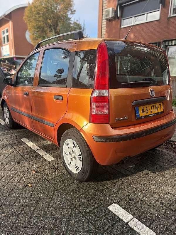 Oranje Gebruikt 2009 Fiat Panda MPV | € 3.250 - Afbeelding 1/4
