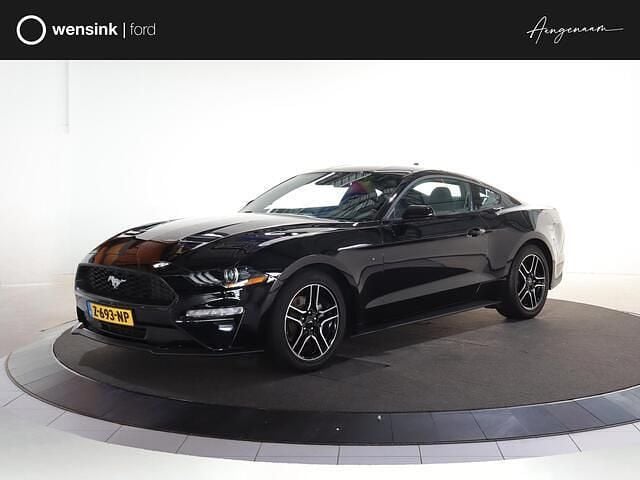 Zwart Occasion 2023 Ford Mustang Fastback Coupé | € 44.935 (Eerlijke prijs) - Afbeelding 1/4