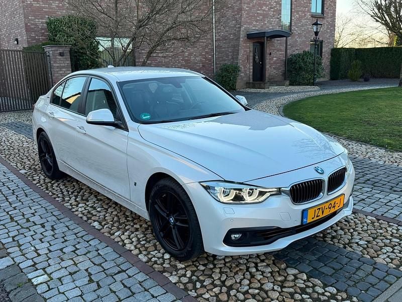Occasion BMW 330 184 PK (135 kW) 2017 Wit Sedan