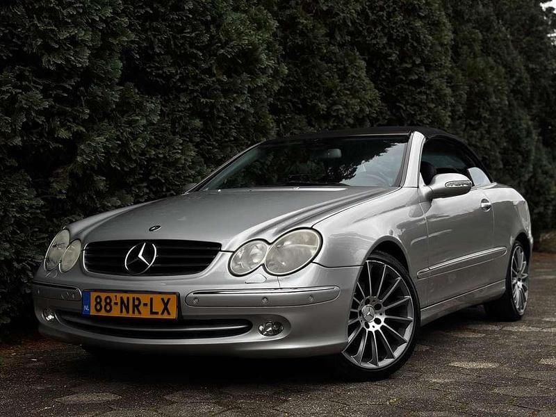 Grijs Gebruikt 2003 Mercedes CLK240 Elegance Cabriolet | € 6.000 (Goede deal) - Afbeelding 1/4