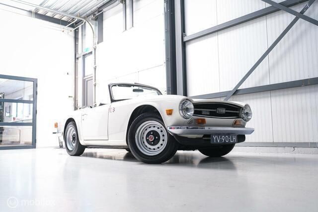 Wit Gebruikt 1975 Triumph TR6 Cabriolet | € 18.990 - Afbeelding 1/4