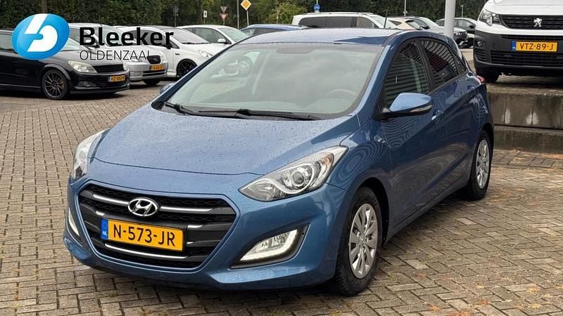 Blauw Gebruikt 2016 Hyundai i30 Hatchback | € 9.950 (Eerlijke prijs) - Afbeelding 1/4