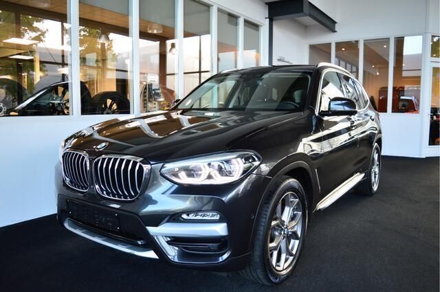 Grijs Gebruikt 2018 BMW X3 Executive SUV | € 34.900 (Iets duurder) - Afbeelding 1/4