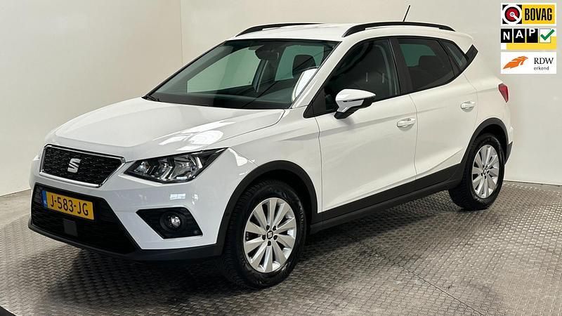 Wit Gebruikt 2020 Seat Arona Business SUV | € 13.450 (Eerlijke prijs) - Afbeelding 1/4