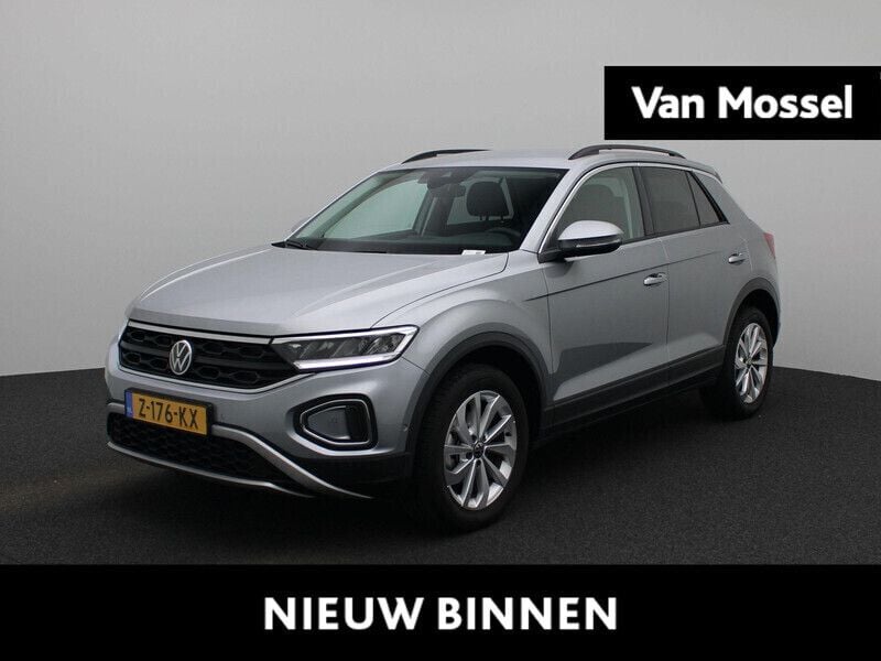 Grijs Gebruikt 2024 VW T-Roc Life SUV | € 26.900 (Eerlijke prijs) - Afbeelding 1/4