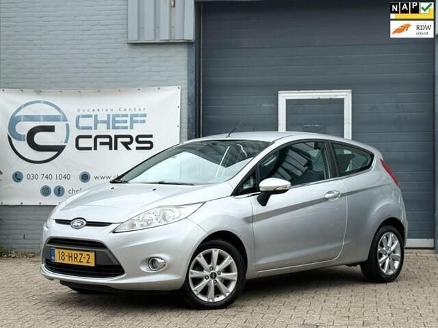 Grijs Gebruikt 2009 Ford Fiesta Ghia Hatchback | € 4.295 (Eerlijke prijs) - Afbeelding 1/4
