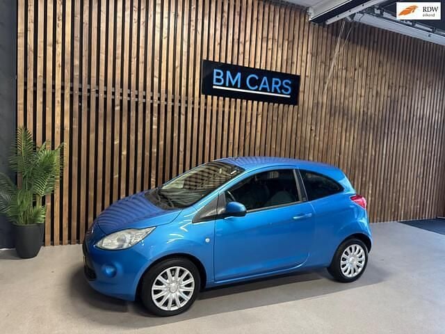 Blauw Gebruikt 2010 Ford Ka Titanium Hatchback | € 3.495 (Eerlijke prijs) - Afbeelding 1/4
