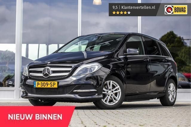 Zwart Gebruikt 2016 Mercedes B250e MPV | € 10.850 (Eerlijke prijs) - Afbeelding 1/4
