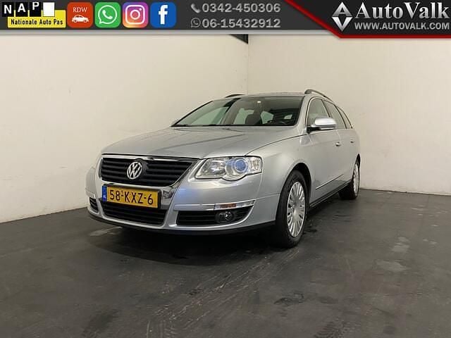Grijs Gebruikt 2010 VW Passat Comfortline Stationwagen | € 4.449 (Eerlijke prijs) - Afbeelding 1/4