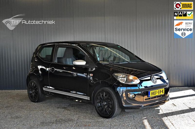 Zwart Gebruikt 2015 VW up! high up! Hatchback | € 7.995 (Eerlijke prijs) - Afbeelding 1/4