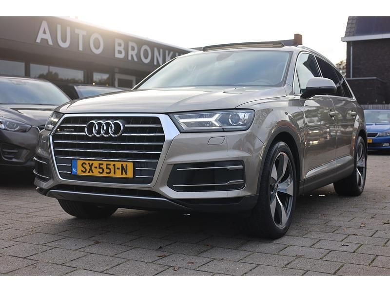 Grijs Gebruikt 2016 Audi Q7 Proline SUV | € 29.950 (Super prijs) - Afbeelding 1/4