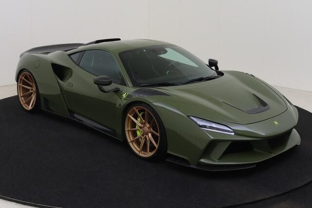 Groen Gebruikt 2023 Ferrari F8 Coupé | € 699.950 - Afbeelding 1/4