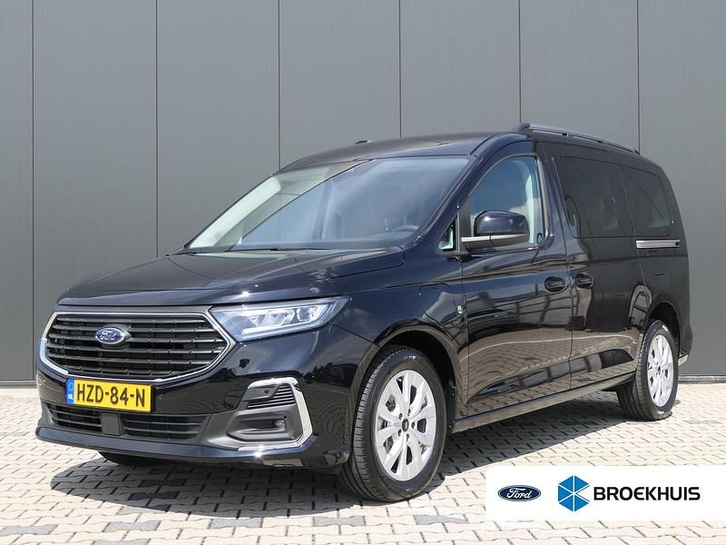 Zwart Nieuw 2025 Ford Tourneo Titanium MPV | € 45.945 - Afbeelding 1/4