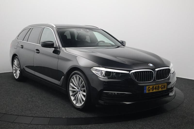 Occasion BMW 520 Executive 2019 Zwart Stationwagen