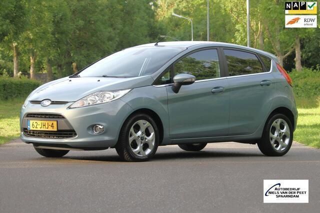 Grijs Gebruikt 2009 Ford Fiesta Titanium X Hatchback | € 5.950 (Iets duurder) - Afbeelding 1/4