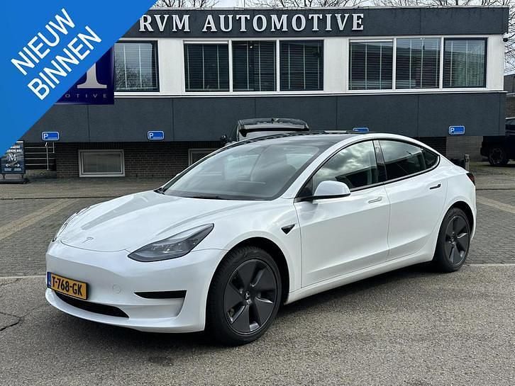 Occasion Tesla Model 3 Standard Range 235 kW (320 PK) 2023 Wit Sedan
