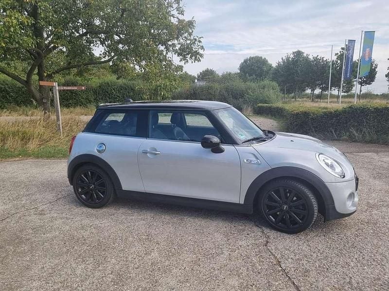 Occasion Mini Cooper S Chili 192 PK (141 kW) 2018 Zilver Hatchback