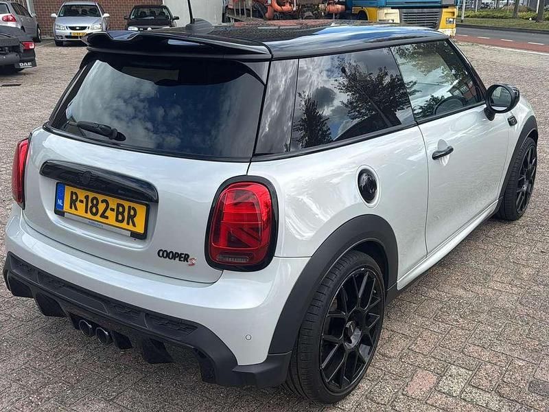 Occasion Mini John Cooper Works 178 PK (130 kW) 2022 Wit Hatchback