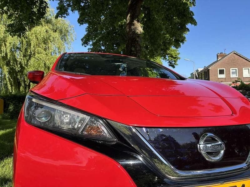 Rood Gebruikt 2018 Nissan Leaf Hatchback | € 10.495 (Eerlijke prijs) - Afbeelding 1/4