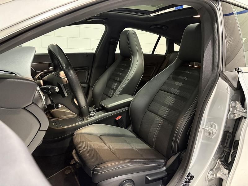 Occasion Mercedes CLA180 Shooting Brake 122 PK (89 kW) 2016 Grijs Stationwagen
