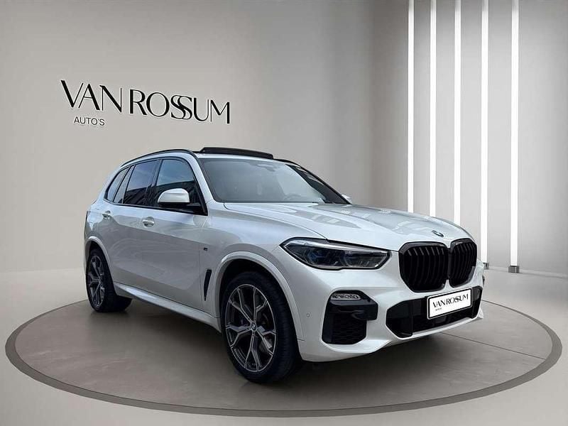 Suv Occasion 2020 BMW X5 M Sport SUV | € 57.995 (Eerlijke prijs) - Afbeelding 1/4