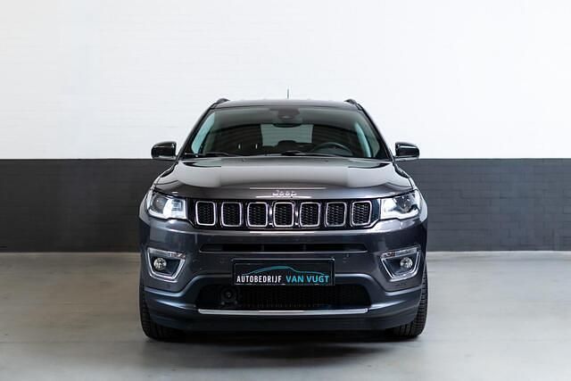 Occasion Jeep Compass Limited 140 PK (102 kW) 2019 Grijs (metallic) SUV