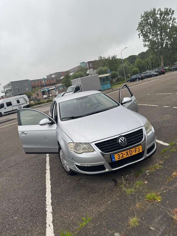 Gebruikt 2007 VW Passat Comfortline Sedan | € 1.950 (Eerlijke prijs) - Afbeelding 1/4