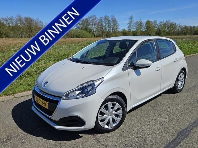 Wit Gebruikt 2016 Peugeot 208 Active Hatchback | € 6.999 (Eerlijke prijs) - Afbeelding 1/4