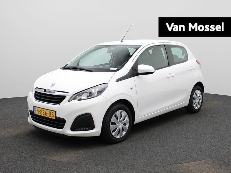 Wit Gebruikt 2021 Peugeot 108 Active Hatchback | € 10.445 (Eerlijke prijs) - Afbeelding 1/3