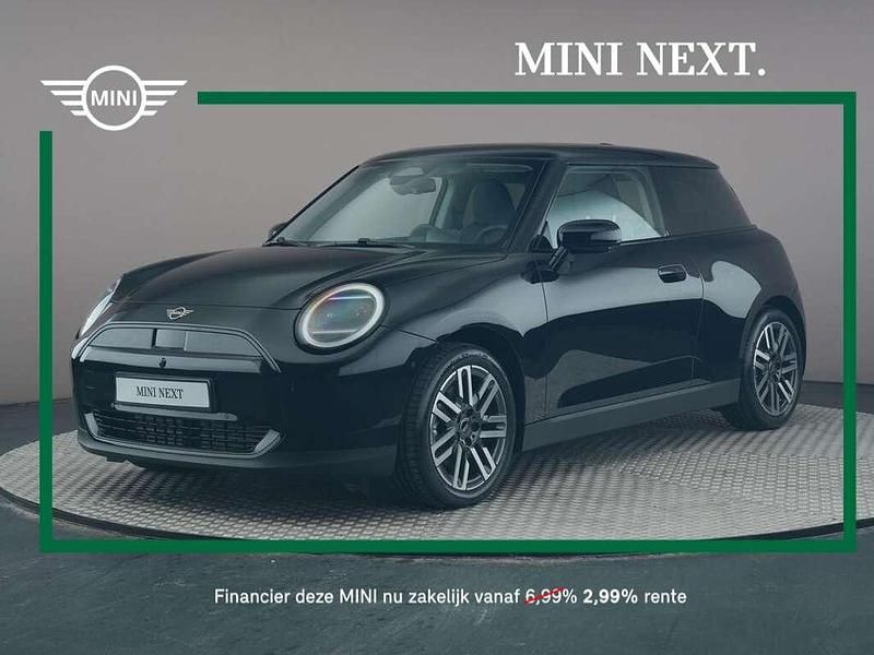 Nieuw Mini Cooper Classic 135 kW (184 PK) 2025 Zwart Hatchback