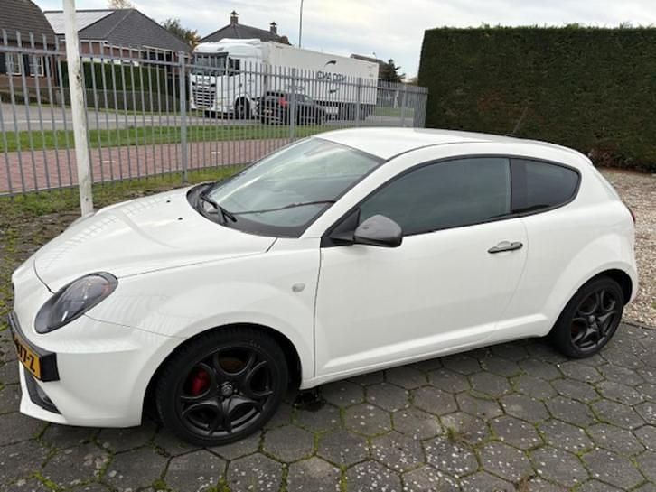 Gebruikt 2016 Alfa Romeo MiTo Hatchback | € 6.500 (Goede deal) - Afbeelding 1/4