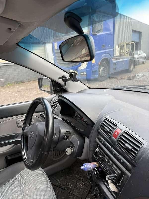 Grijs Gebruikt 2006 Kia Picanto Hatchback | € 500 (Super prijs) - Afbeelding 1/4