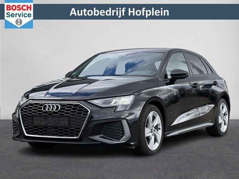 Zwart Gebruikt 2024 Audi A3 Sportback S-Line Hatchback | € 29.995 (Super prijs) - Afbeelding 1/4