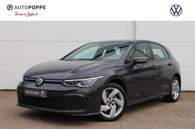 Hatchback Gebruikt 2021 VW Golf VIII Hatchback | € 24.950 (Eerlijke prijs) - Afbeelding 1/4