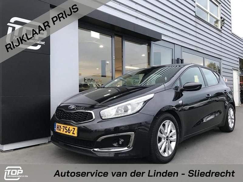Zwart Gebruikt 2016 Kia Ceed First Edition Hatchback | € 8.850 (Goede deal) - Afbeelding 1/4