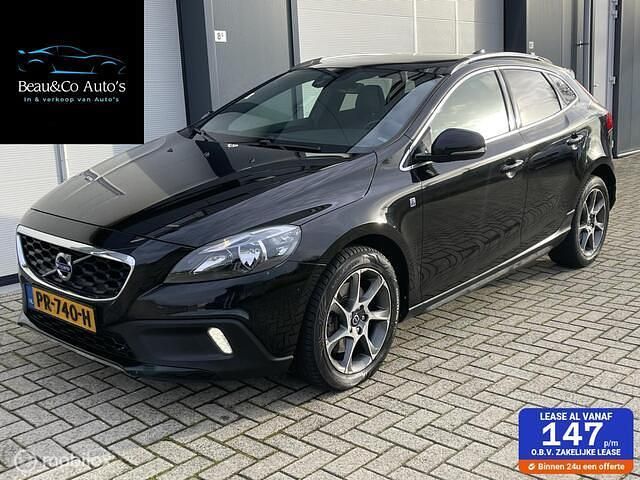 Zwart Gebruikt 2015 Volvo V40 Ocean Race Hatchback | € 8.950 (Eerlijke prijs) - Afbeelding 1/4